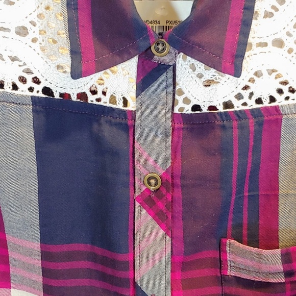 Lucky Brand | Lace Yoke Button-Down Blouse | S - Picture 2 of 8